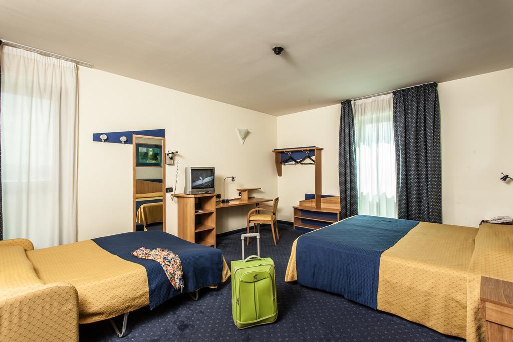 Hotel Mastai Senigallia Luaran gambar